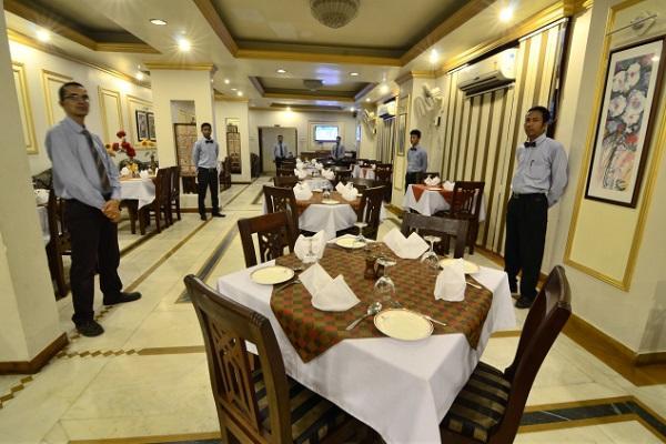 Hotel Little Palace Dibrugarh Eksteriør billede