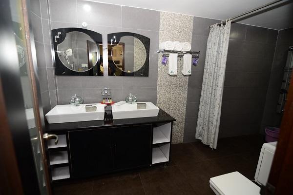 Hotel Little Palace Dibrugarh Eksteriør billede