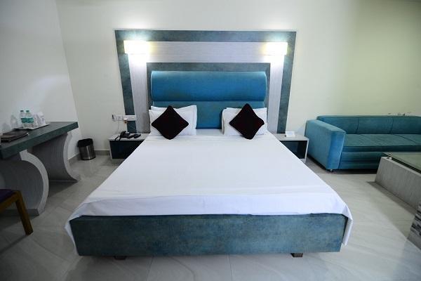 Hotel Little Palace Dibrugarh Eksteriør billede