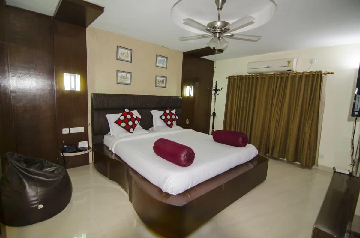 Hotel Little Palace Dibrugarh Eksteriør billede